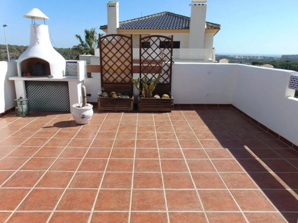 Penthouse with sea views over Las Ramblas Golf (2)