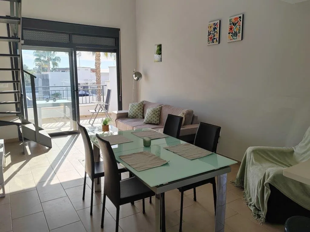 Bright top-floor apartment with solarium near La Fuente (4)
