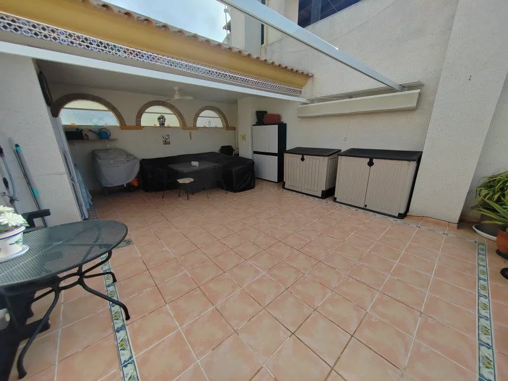 South-facing townhouse backing onto Las Ramblas Golf (4)