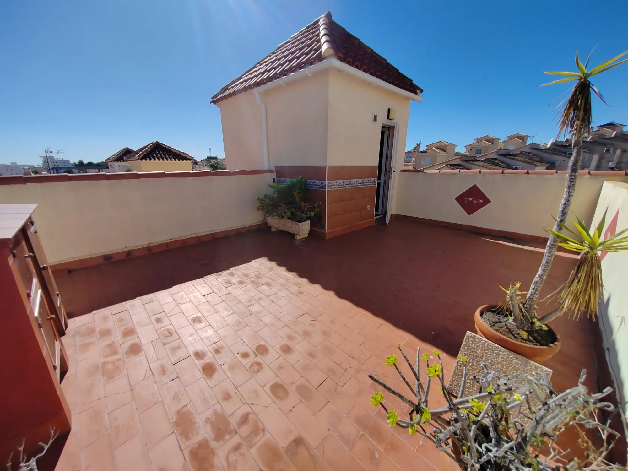 Appartement op de bovenste verdieping op het zuiden met dakterras en zeezicht (6)