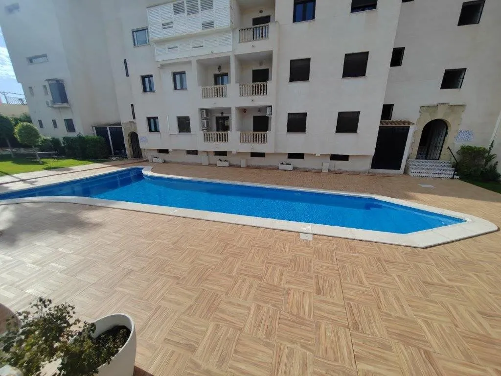 South-facing townhouse backing onto Las Ramblas Golf (6)