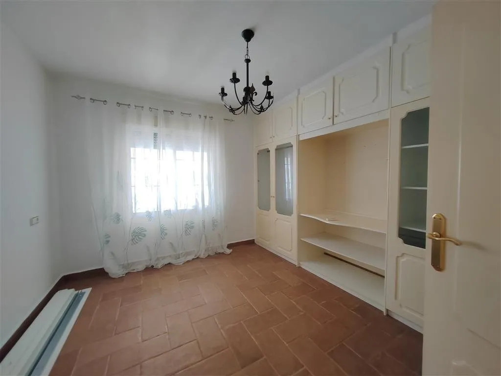 Two-bedroom apartment with conservatory in Playa Flamenca (8)