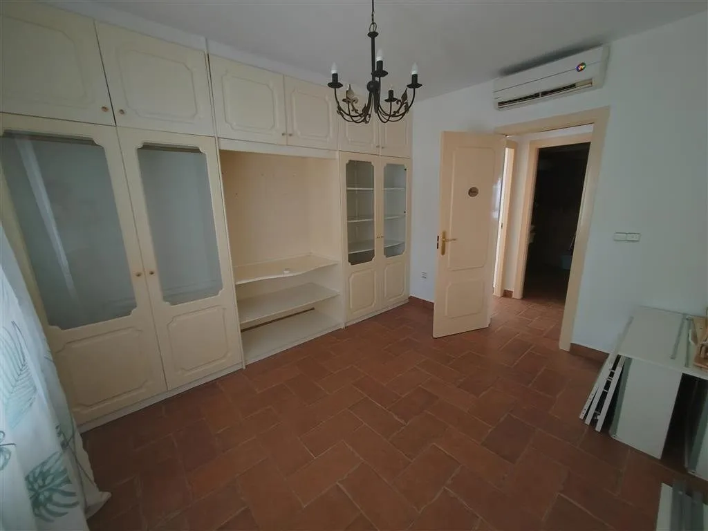 Two-bedroom apartment with conservatory in Playa Flamenca (9)