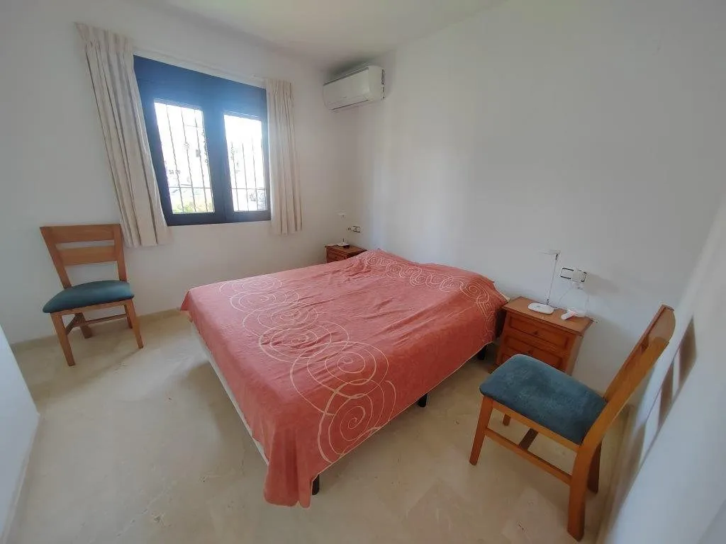 Front-line ground-floor apartment on Las Ramblas Golf (10)