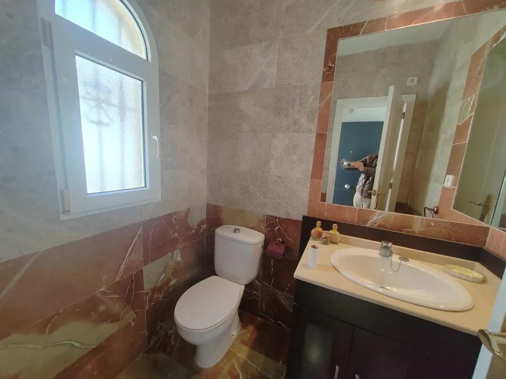South-facing villa with private pool in Las Ramblas (10)