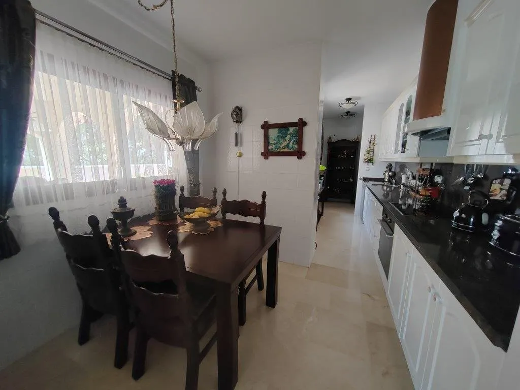 Front-line south-facing penthouse on Las Ramblas Golf (10)