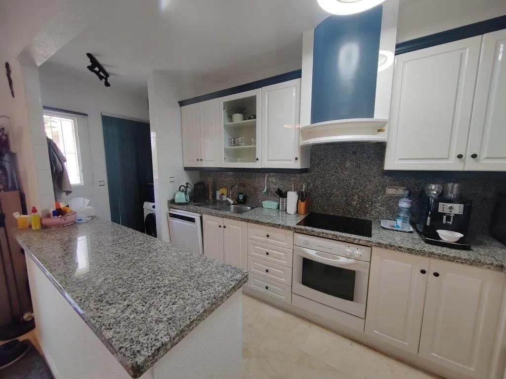 South-facing townhouse backing onto Las Ramblas Golf (10)