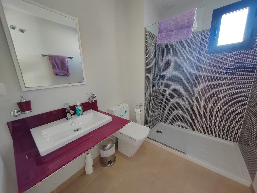Bright top-floor apartment with solarium near La Fuente (11)