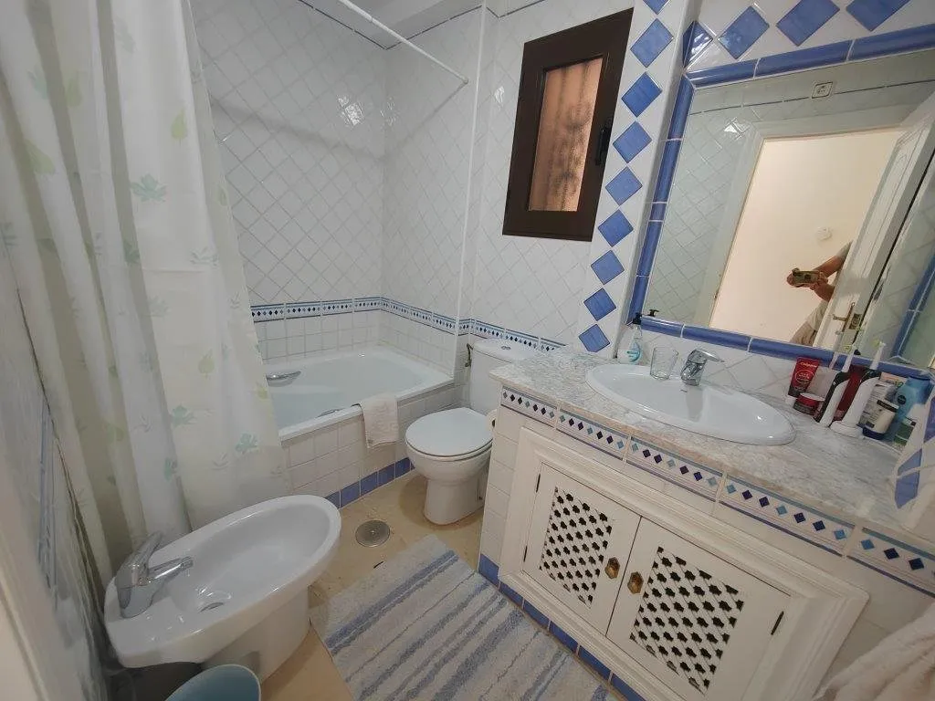 Front-line ground-floor apartment on Las Ramblas Golf (12)