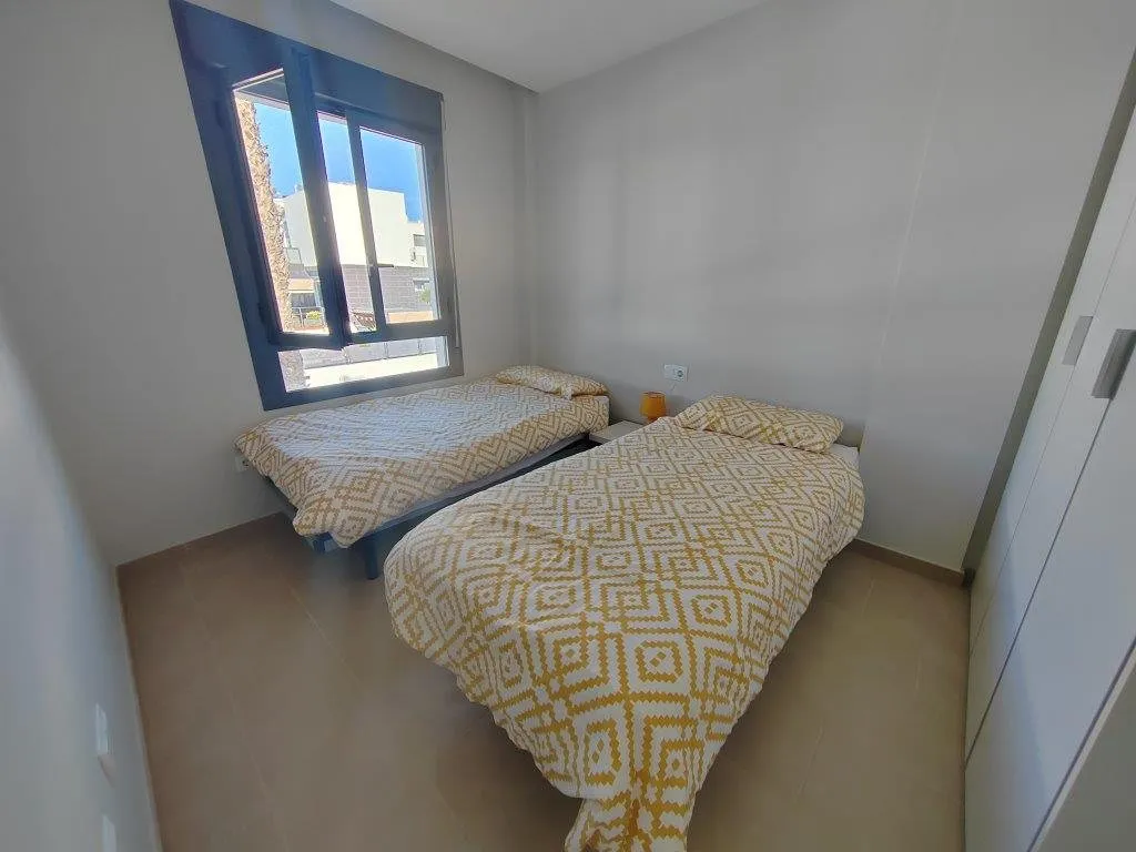 Bright top-floor apartment with solarium near La Fuente (12)