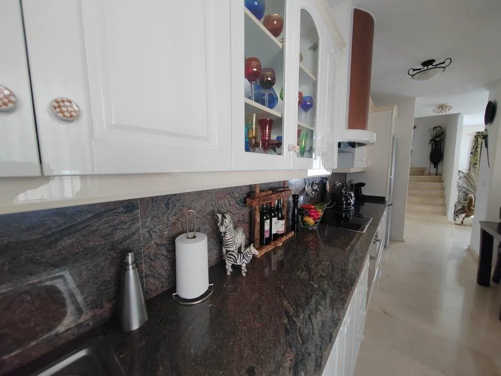 Front-line south-facing penthouse on Las Ramblas Golf (12)