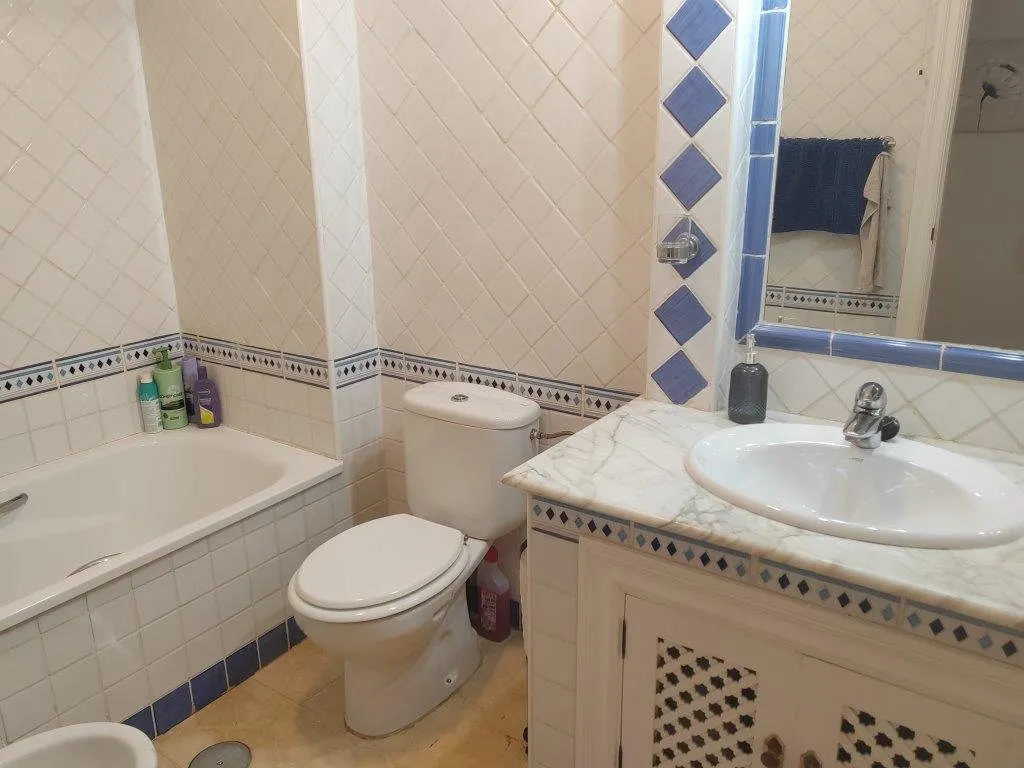 South-facing townhouse backing onto Las Ramblas Golf (13)
