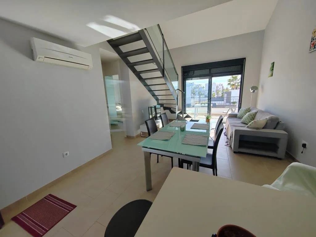 Bright top-floor apartment with solarium near La Fuente (14)