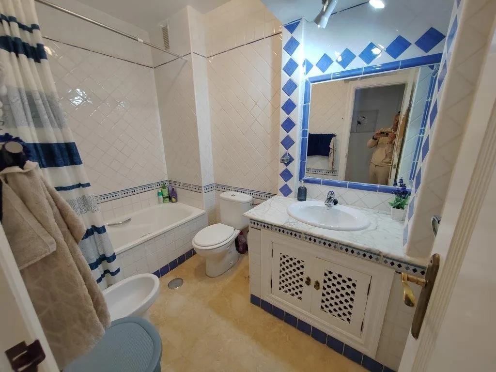 South-facing townhouse backing onto Las Ramblas Golf (14)