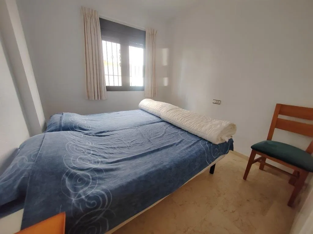 Front-line ground-floor apartment on Las Ramblas Golf (14)