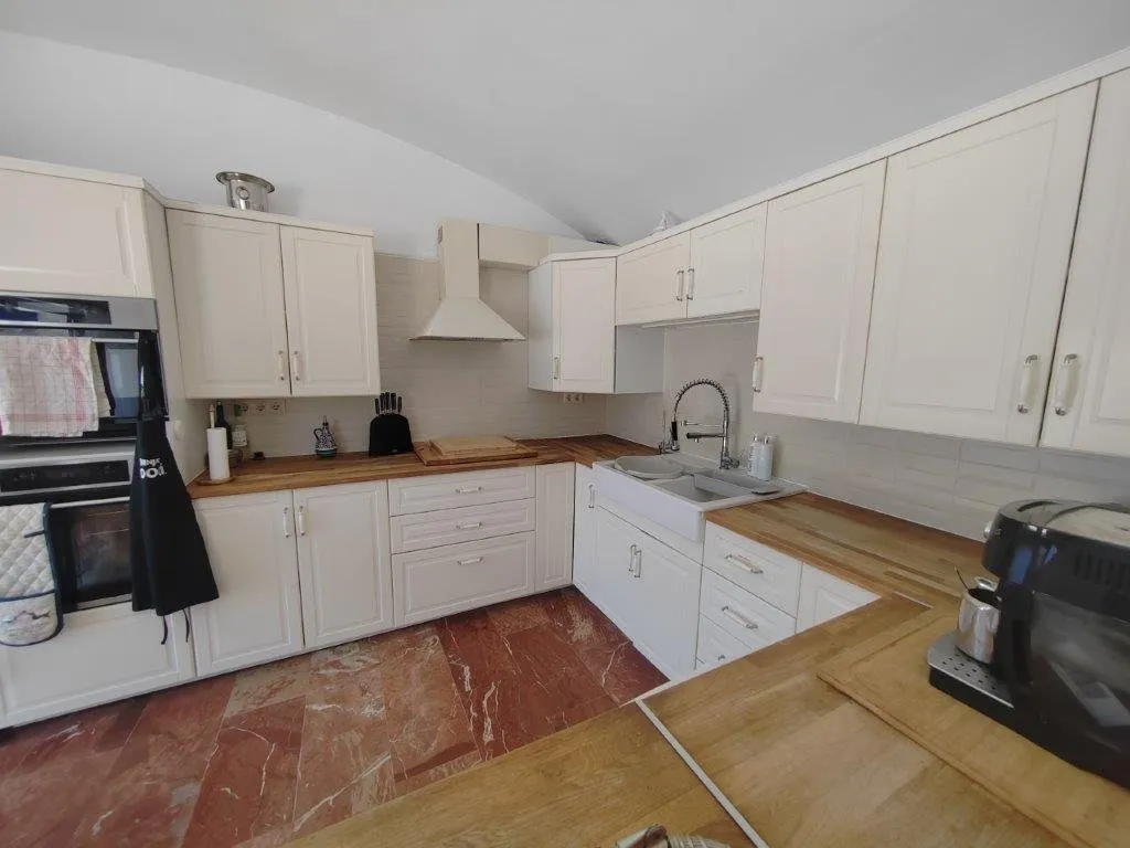 Spacious apartment with a large golf-view terrace in Las Ramblas (16)