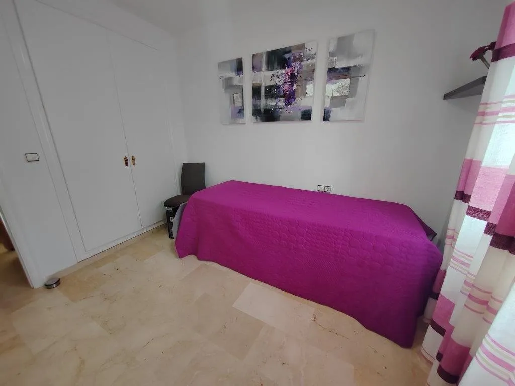 South-facing townhouse backing onto Las Ramblas Golf (18)