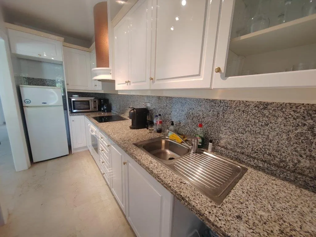 Front-line ground-floor apartment on Las Ramblas Golf (19)