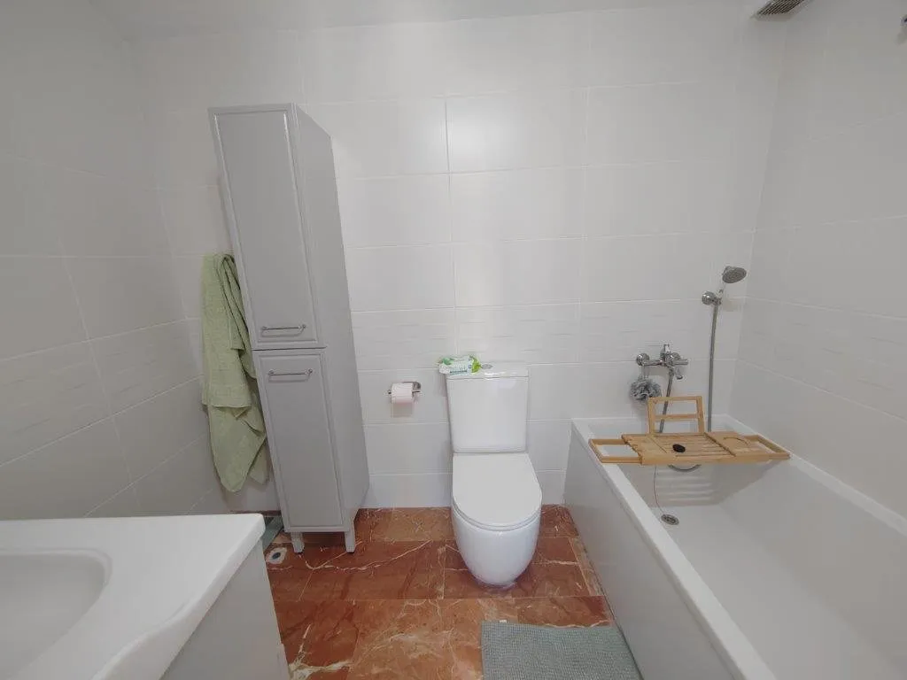 Spacious apartment with a large golf-view terrace in Las Ramblas (19)