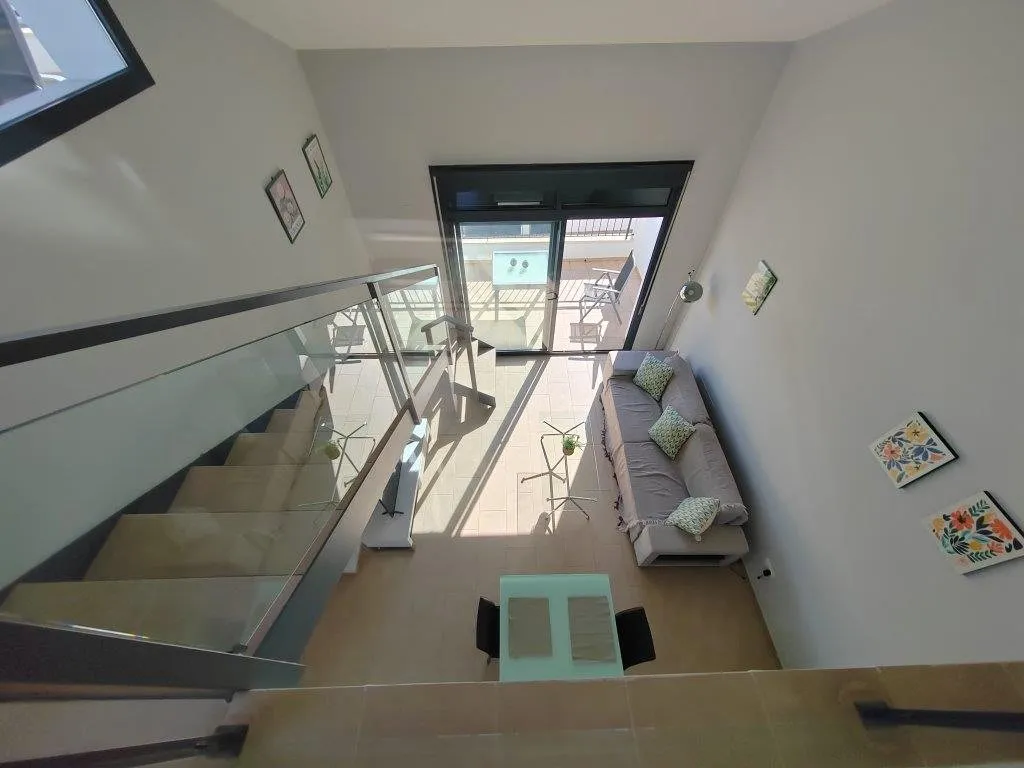 Bright top-floor apartment with solarium near La Fuente (20)