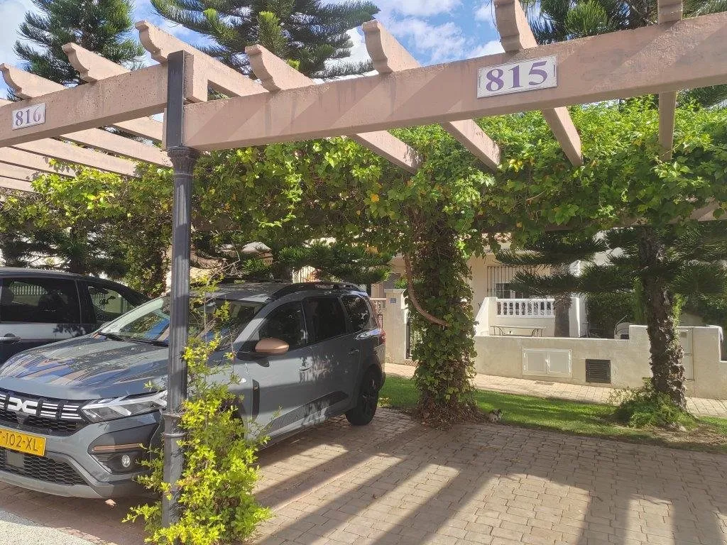South-facing townhouse backing onto Las Ramblas Golf (21)