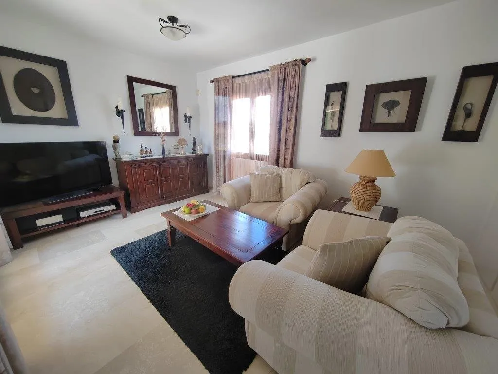 Front-line south-facing penthouse on Las Ramblas Golf (22)