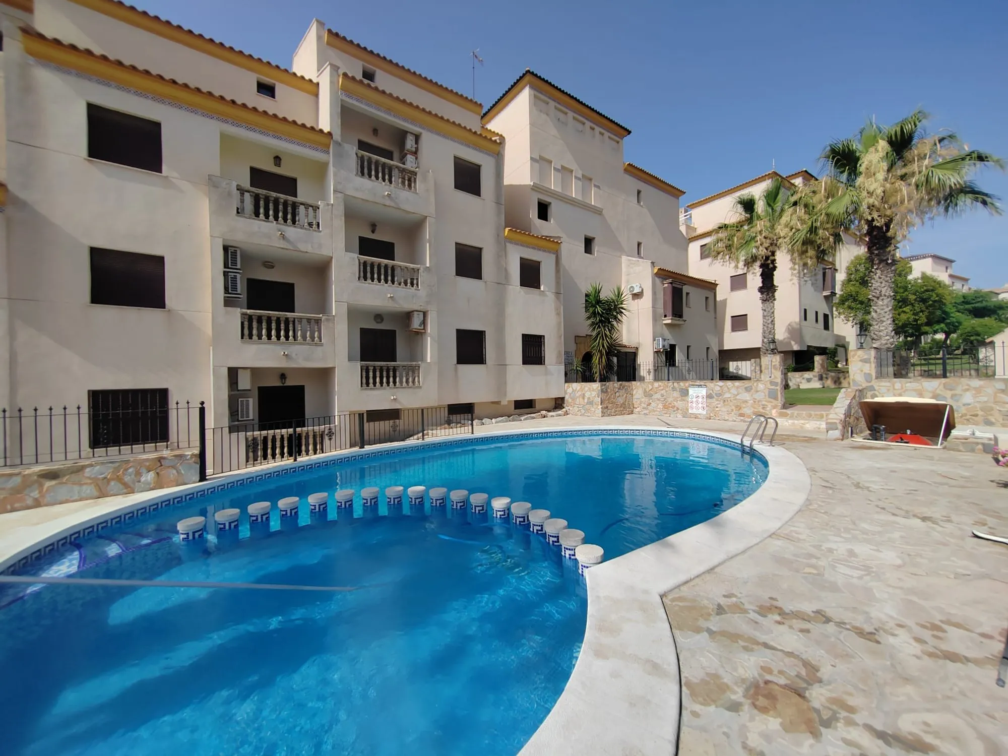 Front-line ground-floor apartment on Las Ramblas Golf (24)
