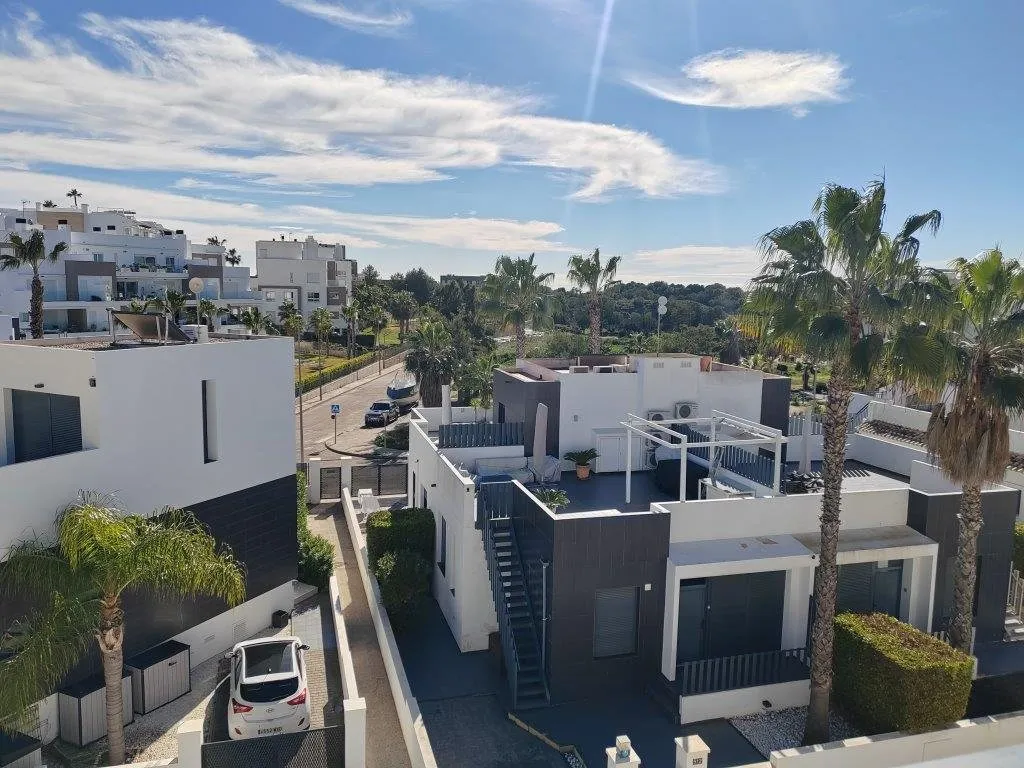 Bright top-floor apartment with solarium near La Fuente (25)