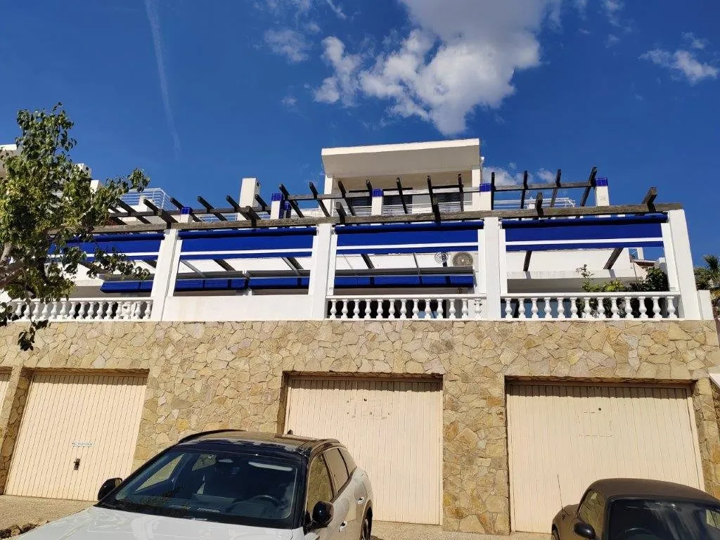 Spacious apartment with a large golf-view terrace in Las Ramblas (25)