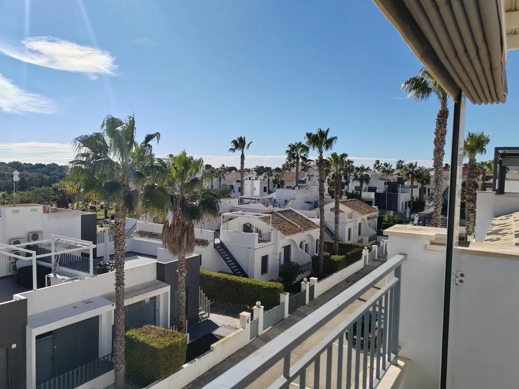 Bright top-floor apartment with solarium near La Fuente (26)